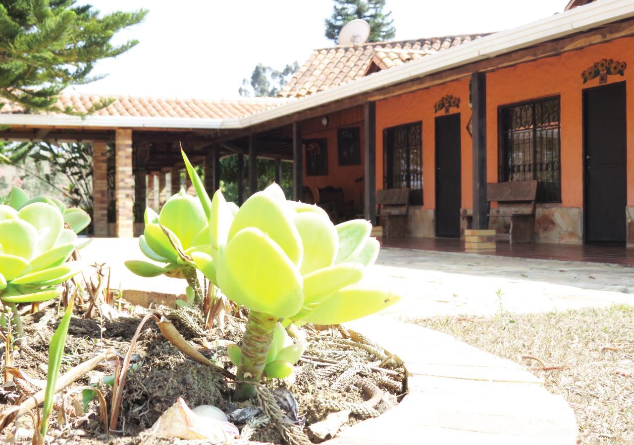 Hotel Cristo Rey Campestre Los Santos  Εξωτερικό φωτογραφία